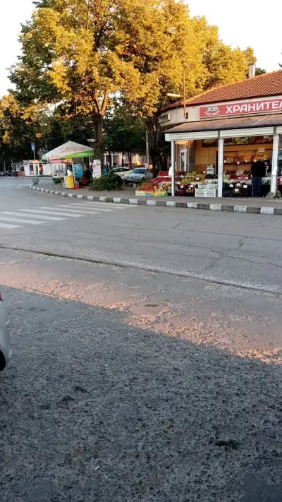 Хранителни стоки Вучко, Батановци