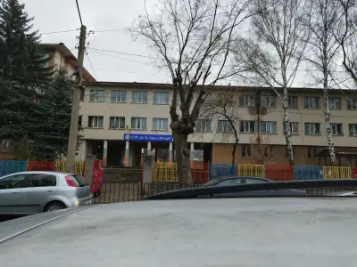 6 СУ "Св. Св. Кирил и Методий"
