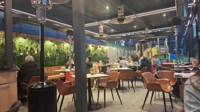 Happy Bar & Grill Bankya