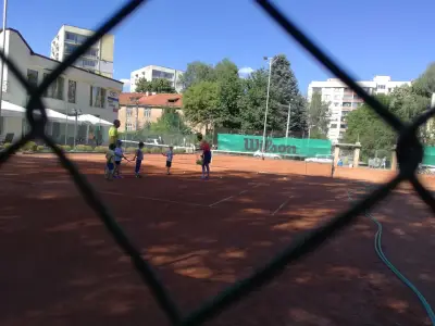 Тенис клуб "ФИЕС" Перник
