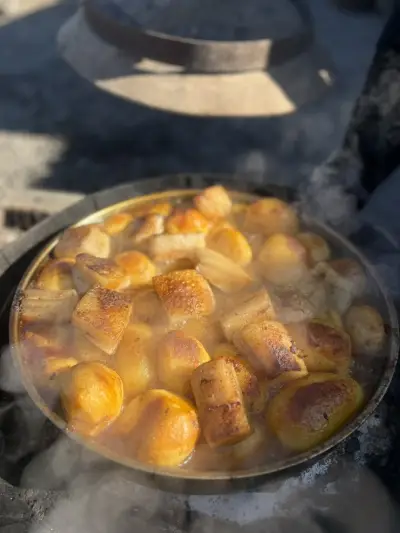 Кафана Гладни вук, сръбска скара