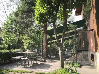 Rossi's pizza