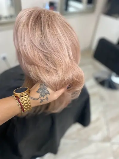 SD Angelova Hairdresser