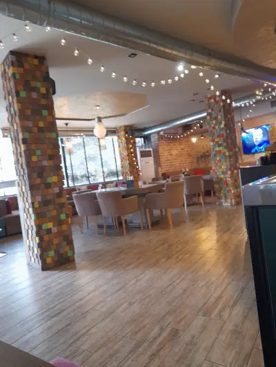 “Shot Spot Bar&Grill”