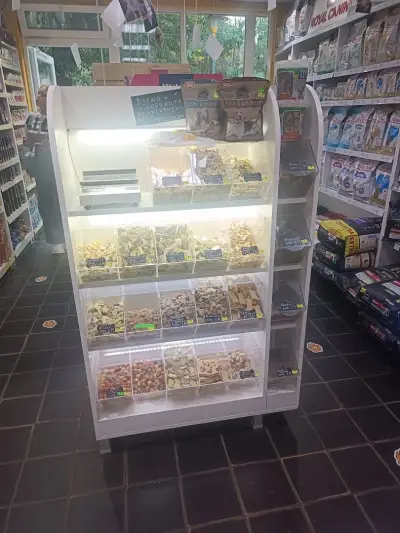 Зоомагазин Тони и Животни
