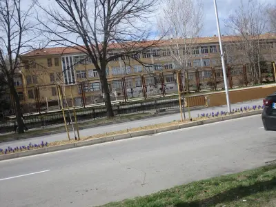 ПГ по електротехника и електроника „Никола Вапцаров“