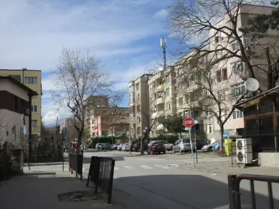 7 СОУ Кузман Шапкарев