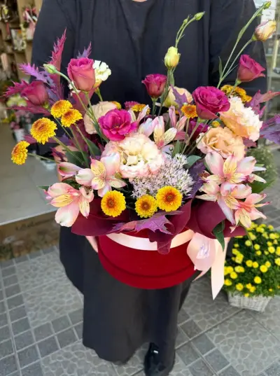 Магазин за цветя и подаръци MEME Flowers