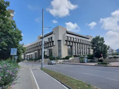 Американски университет в България - главна сграда