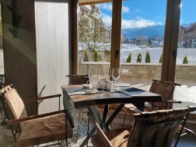 BOUTIQUE Hotel ENTRY E