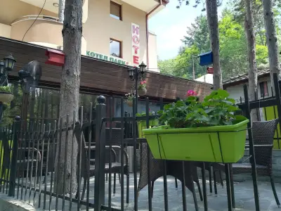 Хотел парк Бачиново