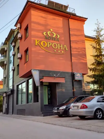 Корона Хотел