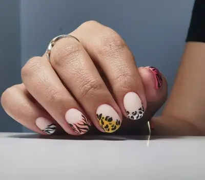 Nailroom - Albari Nur