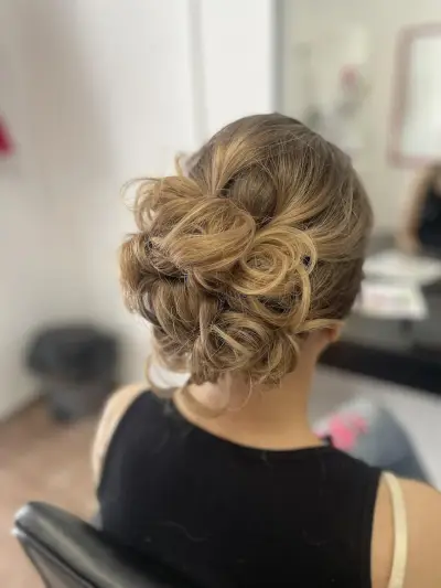 Nevi BEAUTY SALON