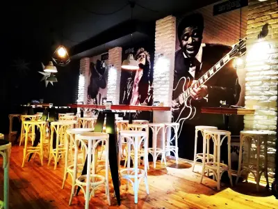 Stage Bar
