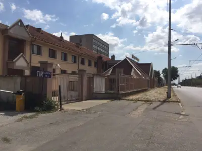 Модерна Маса