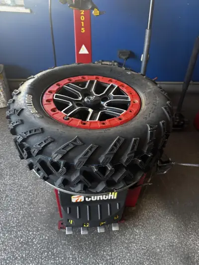 Център гуми Пит Стоп/ Tyres Pit Stop