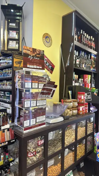 "'Bulldog'' coffee shop
