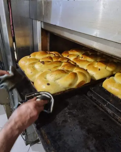 Пекарната на Мони