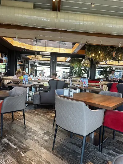 Happy Bar & Grill Sandanski