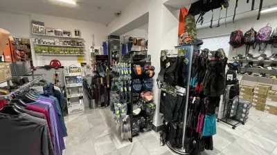 TASHEV outdoors
