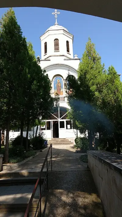 ХРАМ СВЕТА ПАРАСКЕВА