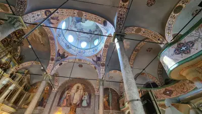 ХРАМ СВЕТА ПАРАСКЕВА