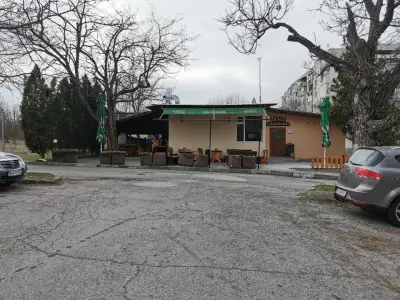 Снек Бар Леденика