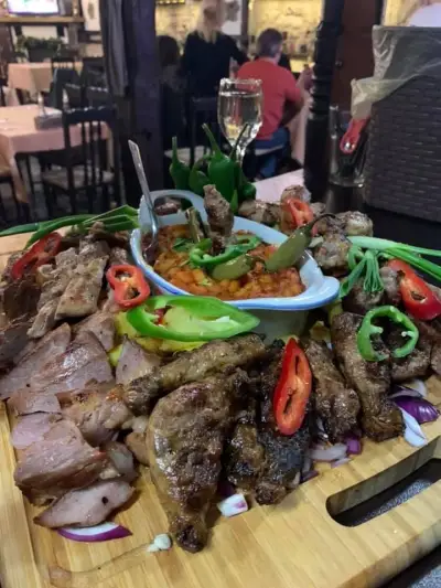 Harry Restaurant
