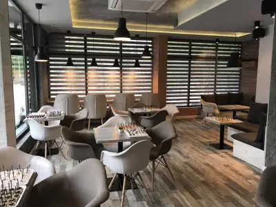 Corner Cafe І Ароматно кафе І Вкусна храна І Пекарна І Плевен