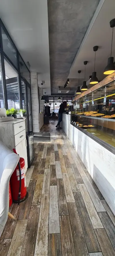 Corner Cafe І Ароматно кафе І Вкусна храна І Пекарна І Плевен