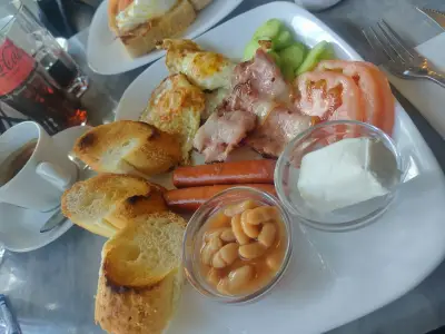 Corner Cafe І Ароматно кафе І Вкусна храна І Пекарна І Плевен