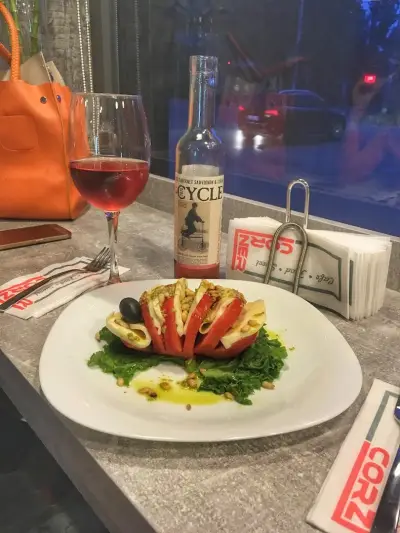 Corner Cafe І Ароматно кафе І Вкусна храна І Пекарна І Плевен