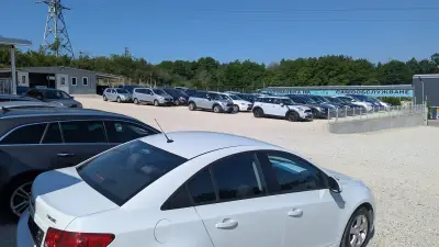 Автокъща Дикар
