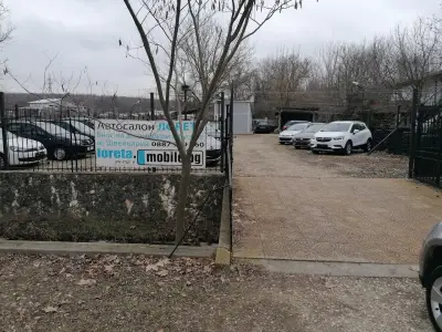 Автосалон Лорета