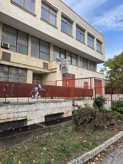 Пощенска станция клон 3, 9300 Добрич жк. Балик, ул. Хр. Ботев 97