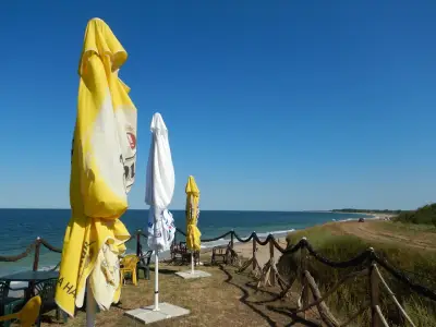 Къмпинг зона „Езерец“