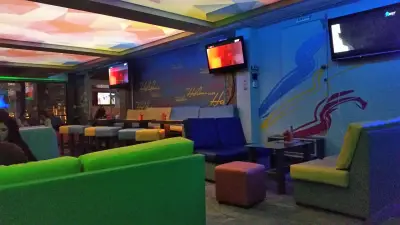 Бар Хелидони