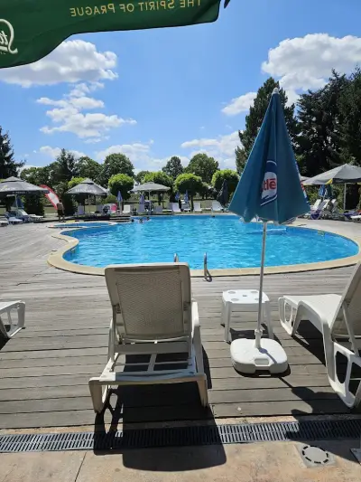 Басейн Хиподрума