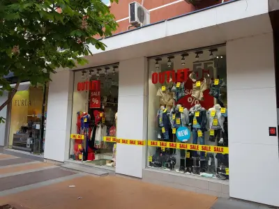 OUTLET 55th