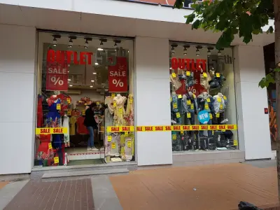 OUTLET 55th