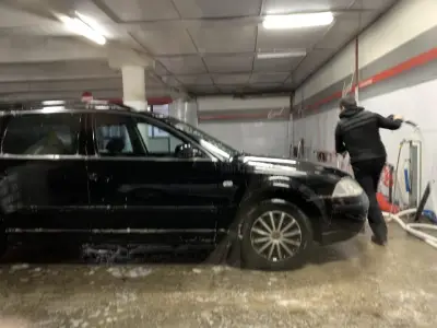 Ауто Вижън - автомивка и детайлинг | автомовка София | авто - център София | полиране | вакси