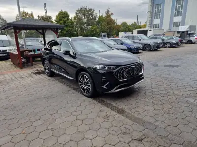 Автокозметичен център FACTOR