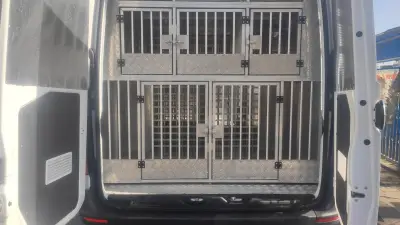 Автомивка "Враждебна"
