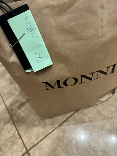 MONNI Plovdiv Plaza Mall