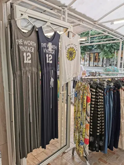 Clothing Shop „Melani”