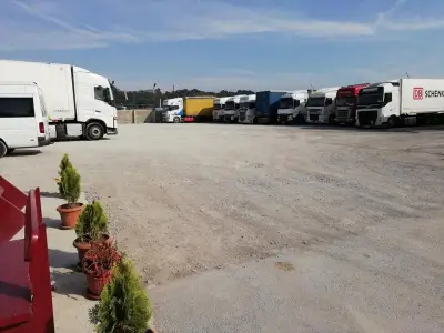 ЛИОНТУРС1991 - ТИР ПЛАТЕН Паркинг, Автомивка, TIR WASH, PARKING, TIR SERVICE