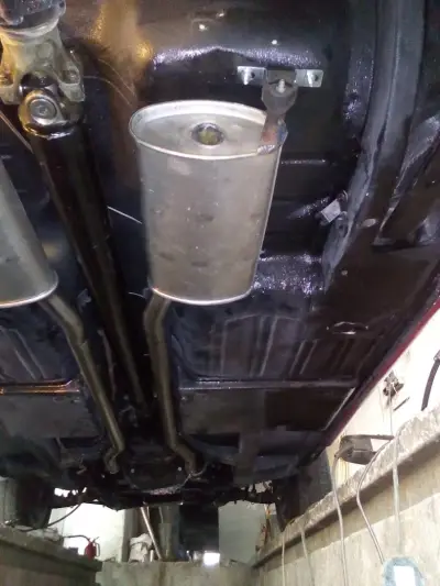 Автосервиз ауспуси и стъкла