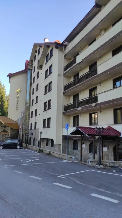 Pamporovo Ski & Snowboard school