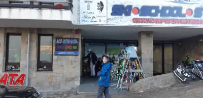 Pamporovo Stenata: Ski School & Depot